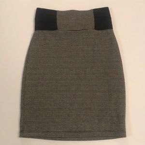 Houndstooth Fashion Magazine Pencil Skirt
